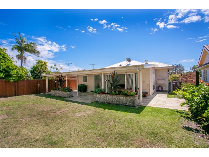 35 Sydney Street, Redcliffe QLD 4020