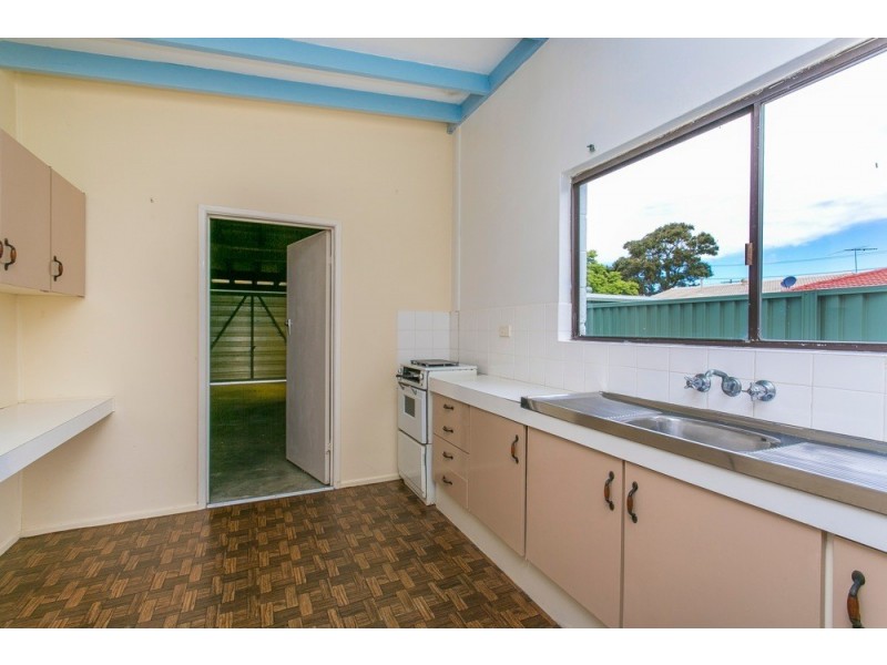 16a Yacht Street, Clontarf QLD 4019