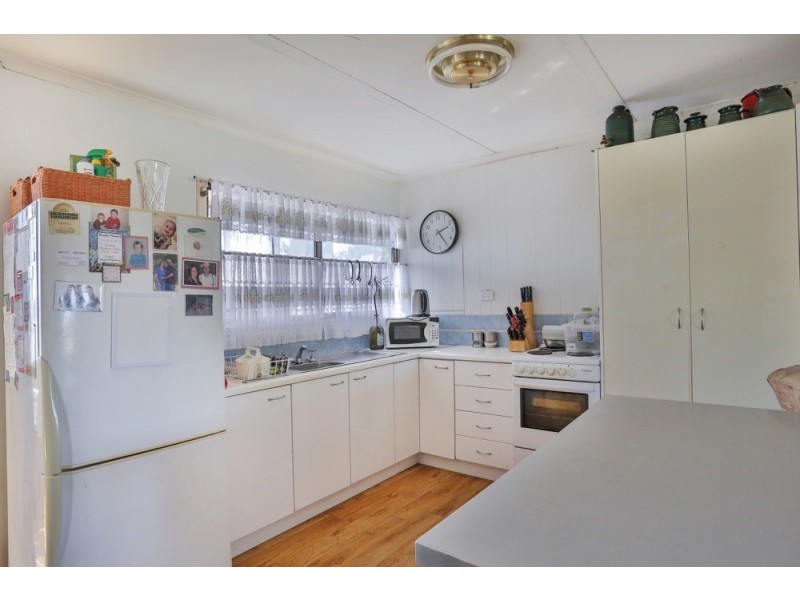 43 Patrick Street, Beachmere QLD 4510