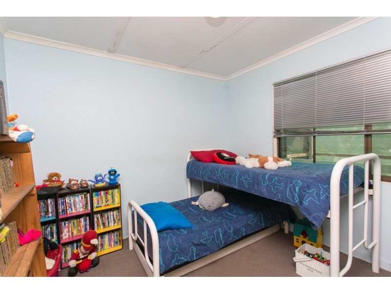 43 Patrick Street, Beachmere QLD 4510