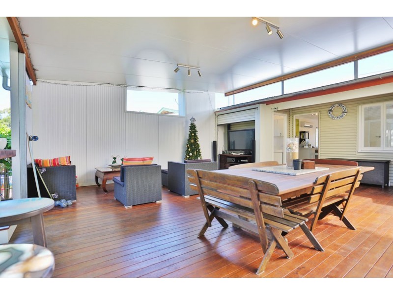 13 Inglis Street, Woody Point QLD 4019