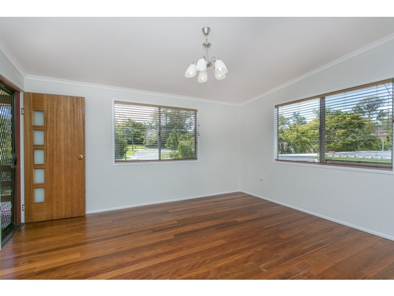 6 Warrimoo Drive, Petrie QLD 4502