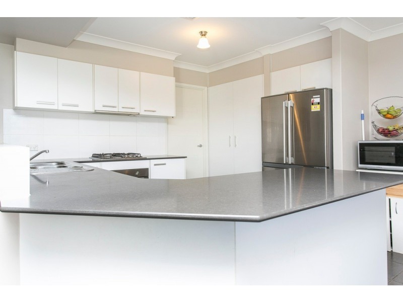 27 Tranquility Drive, Rothwell QLD 4022