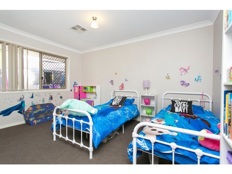 27 Tranquility Drive, Rothwell QLD 4022