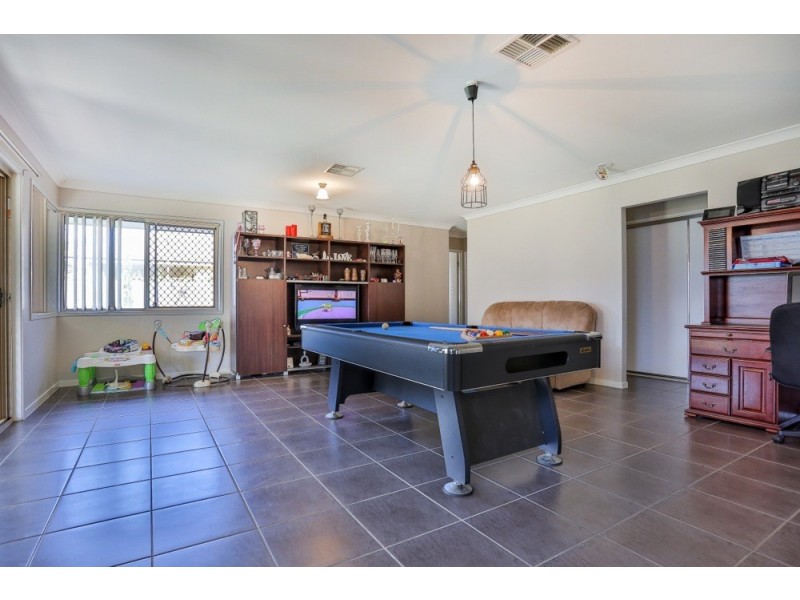 27 Tranquility Drive, Rothwell QLD 4022