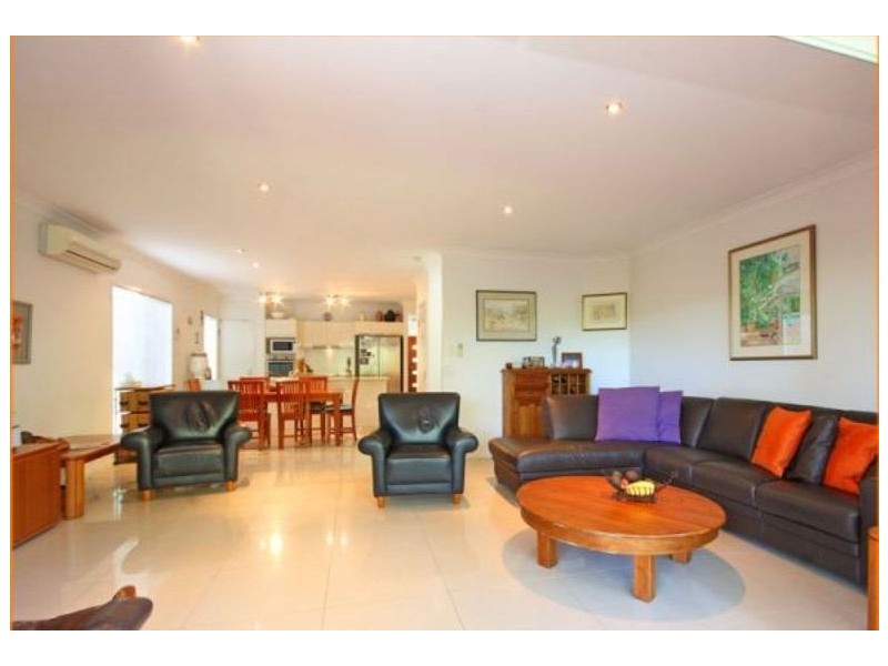 101 Longland Street, Redcliffe QLD 4020