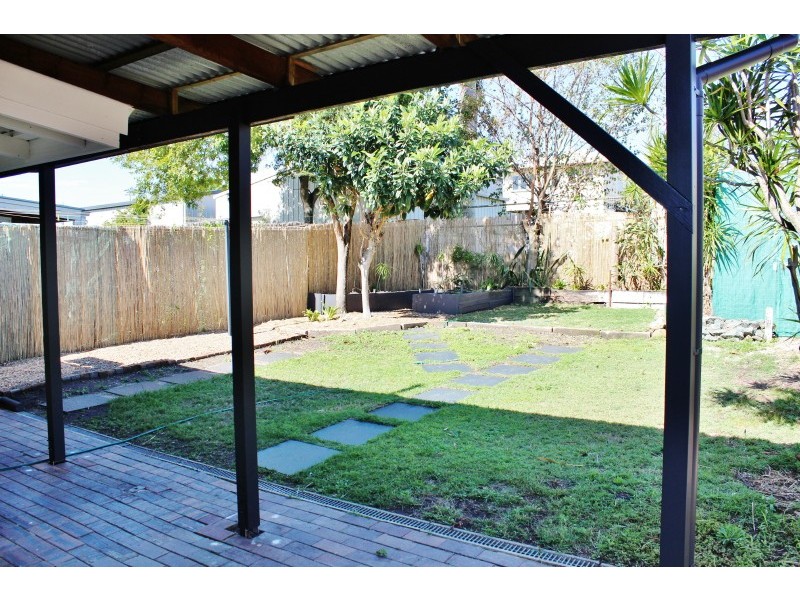 12 McLennan Street, Woody Point QLD 4019