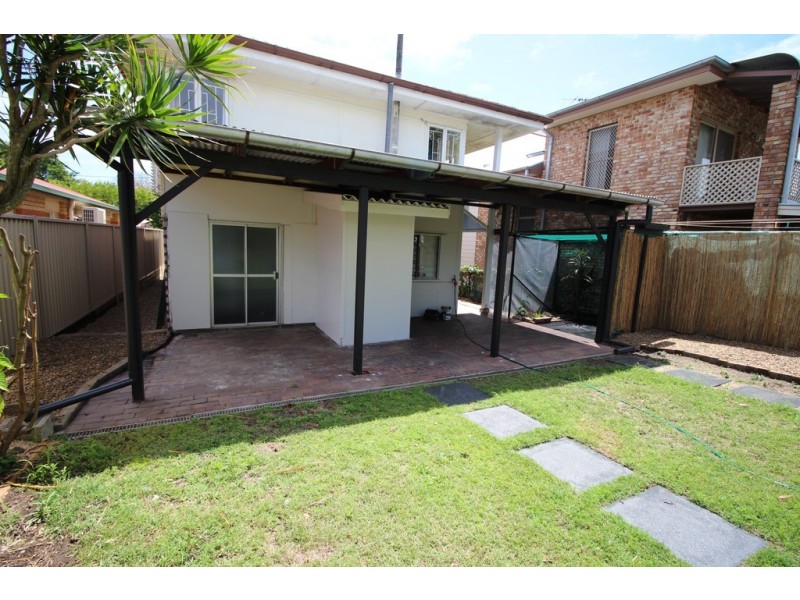 12 McLennan Street, Woody Point QLD 4019