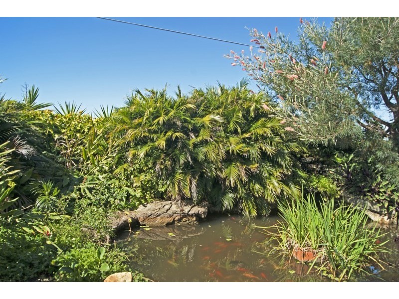 52 Gayundah Esplanade, Woody Point QLD 4019