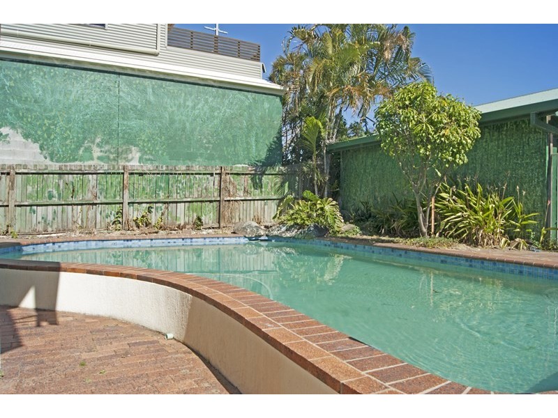 52 Gayundah Esplanade, Woody Point QLD 4019