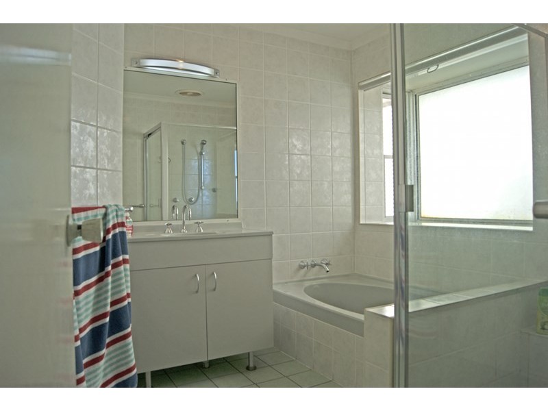 52 Gayundah Esplanade, Woody Point QLD 4019