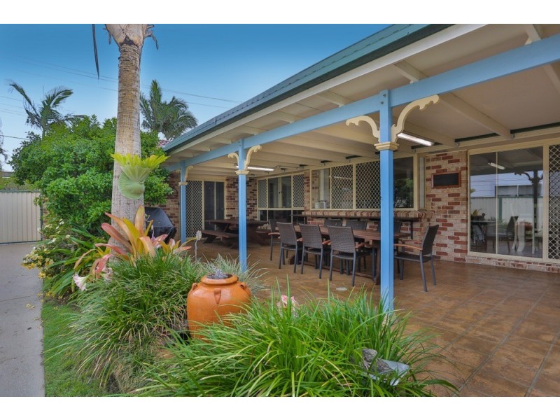 354 Scarborough Road, Scarborough QLD 4020