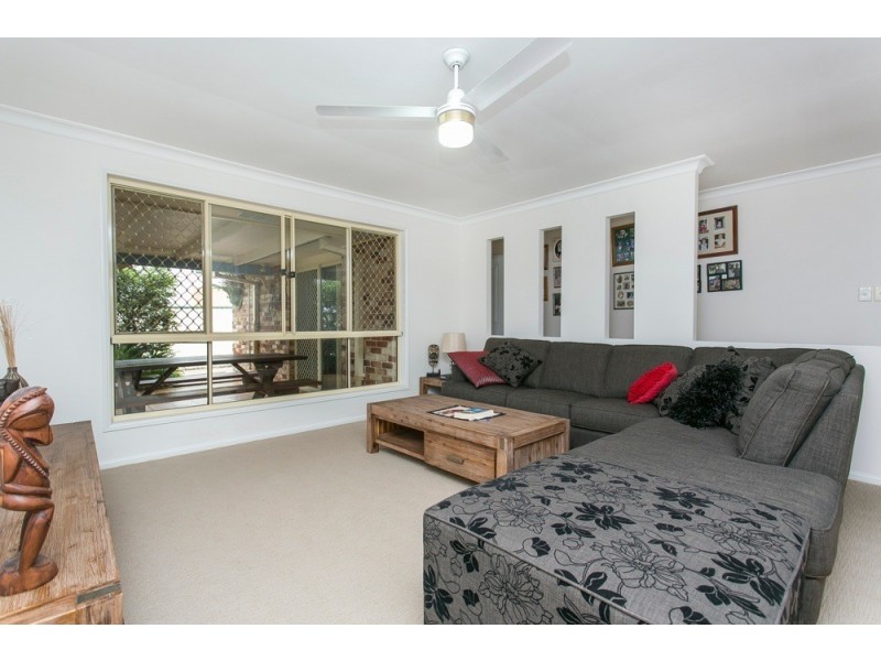 354 Scarborough Road, Scarborough QLD 4020