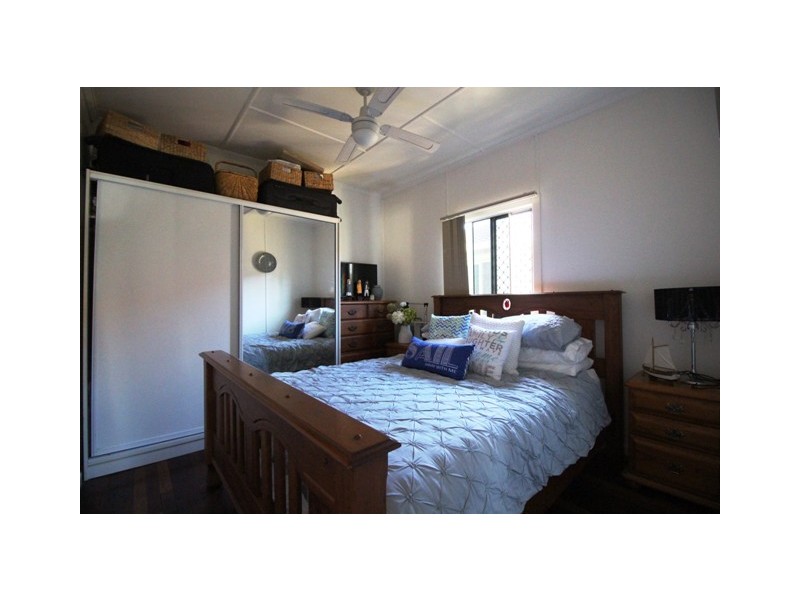 31 Dover Road, Margate QLD 4019