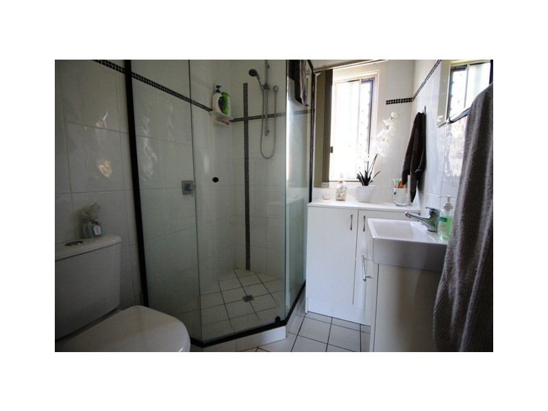 31 Dover Road, Margate QLD 4019