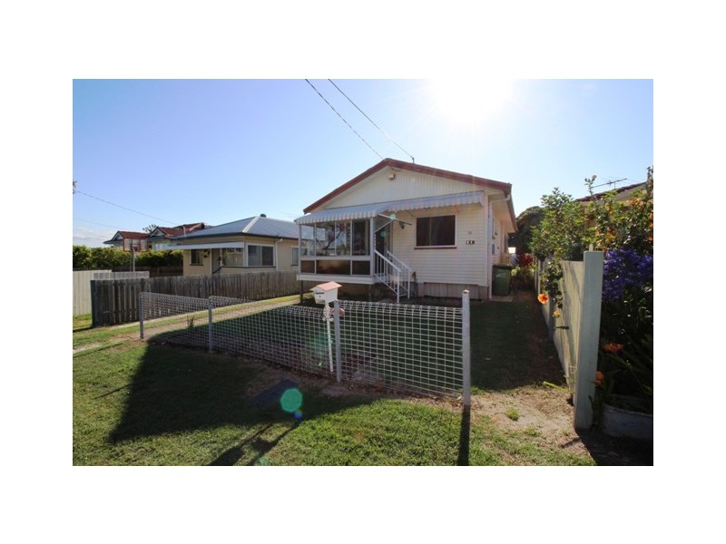 31 Dover Road, Margate QLD 4019
