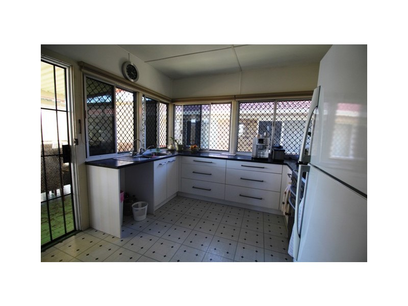 31 Dover Road, Margate QLD 4019