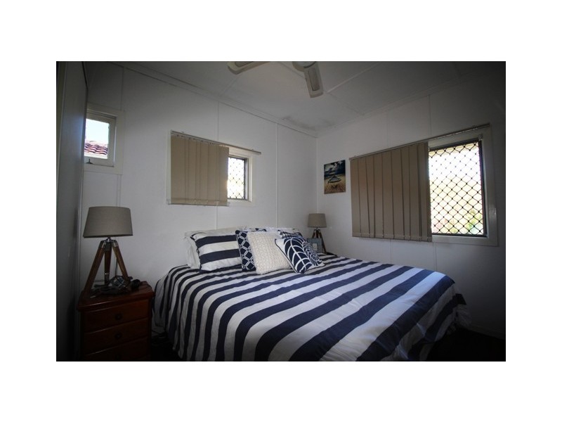 31 Dover Road, Margate QLD 4019