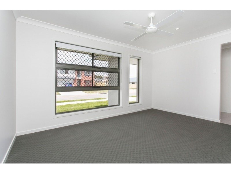 17 Wallace Street, Mango Hill QLD 4509