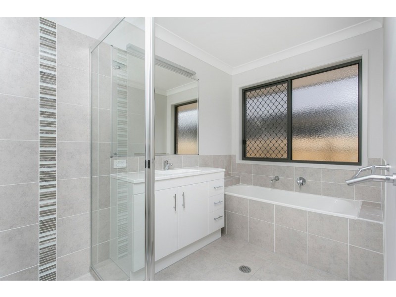 17 Wallace Street, Mango Hill QLD 4509