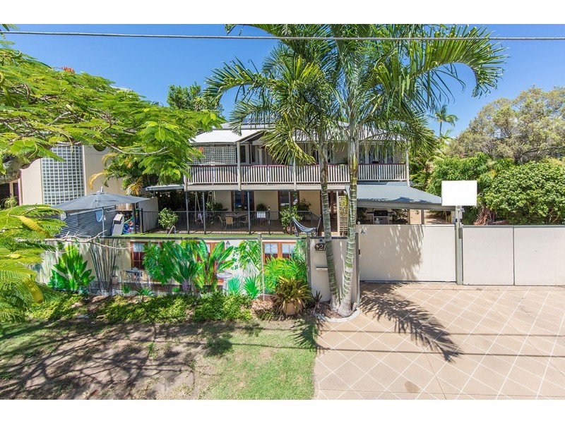 21 Thurecht Parade, Scarborough QLD 4020