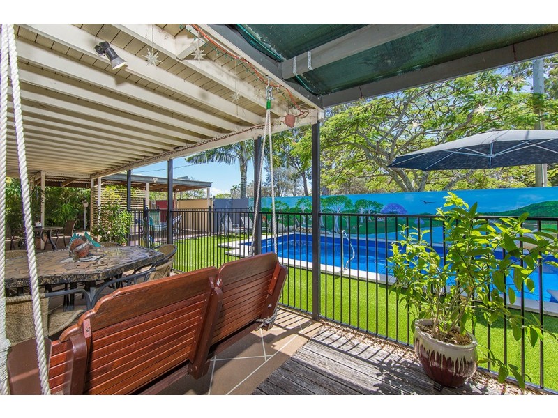 21 Thurecht Parade, Scarborough QLD 4020