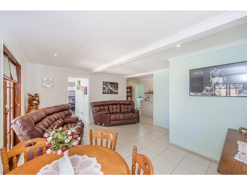 21 Thurecht Parade, Scarborough QLD 4020