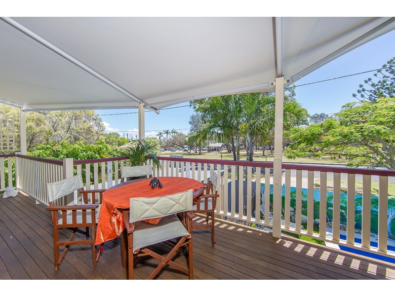 21 Thurecht Parade, Scarborough QLD 4020