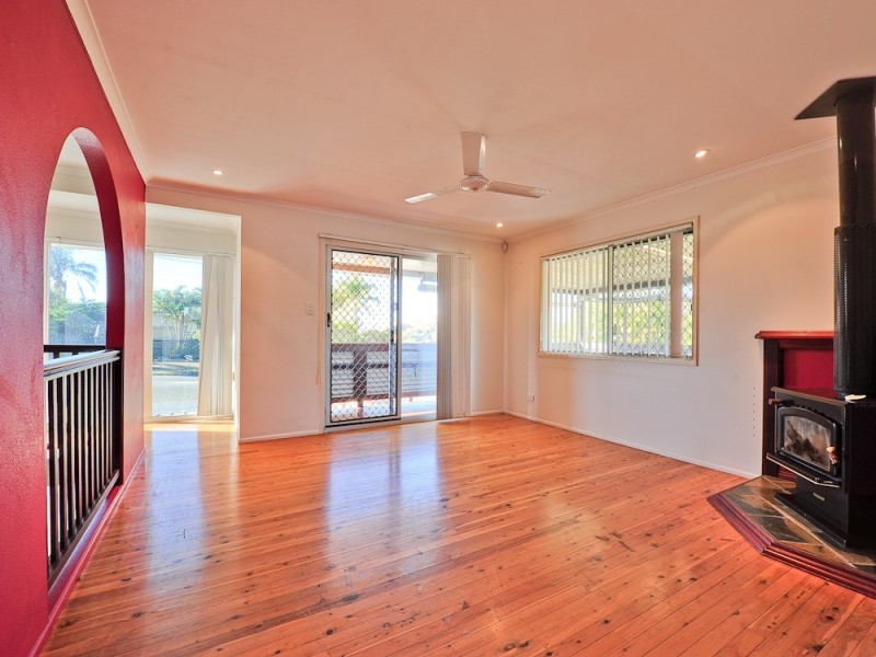 215 Maine Road, Clontarf QLD 4019