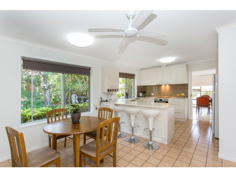 42 Shea Street, Scarborough QLD 4020