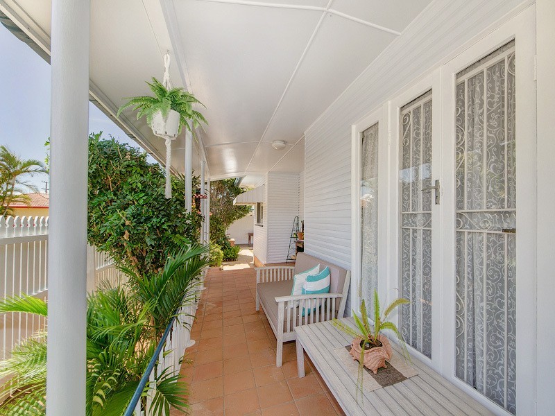 4 Mein Street, Scarborough QLD 4020