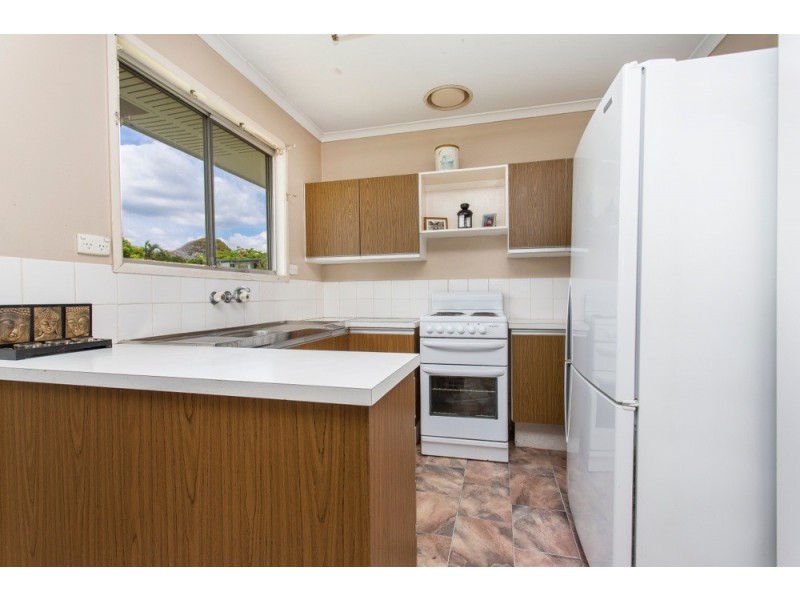 27 Duke Street, Clontarf QLD 4019