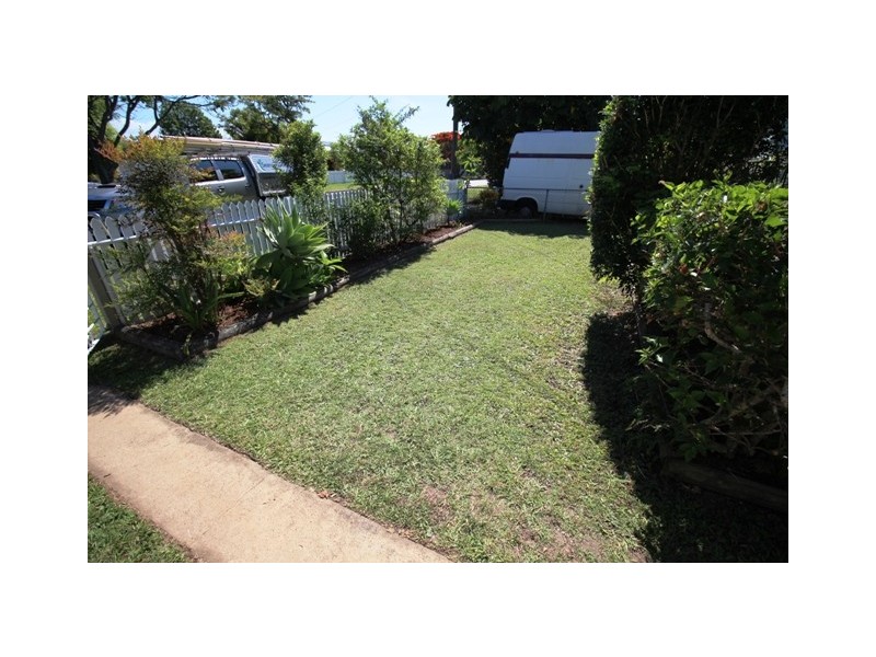 44 Arthur Street, Woody Point QLD 4019