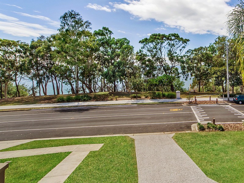 49 Whytecliffe Parade, Woody Point QLD 4019