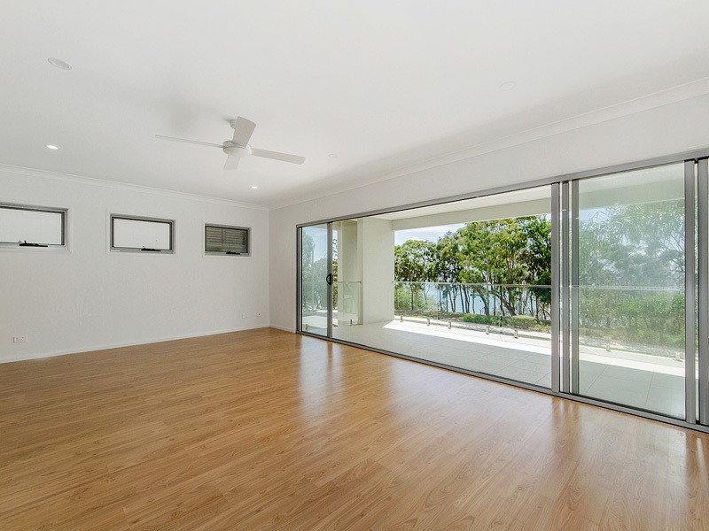 49 Whytecliffe Parade, Woody Point QLD 4019