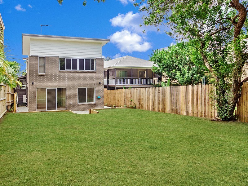 49 Whytecliffe Parade, Woody Point QLD 4019