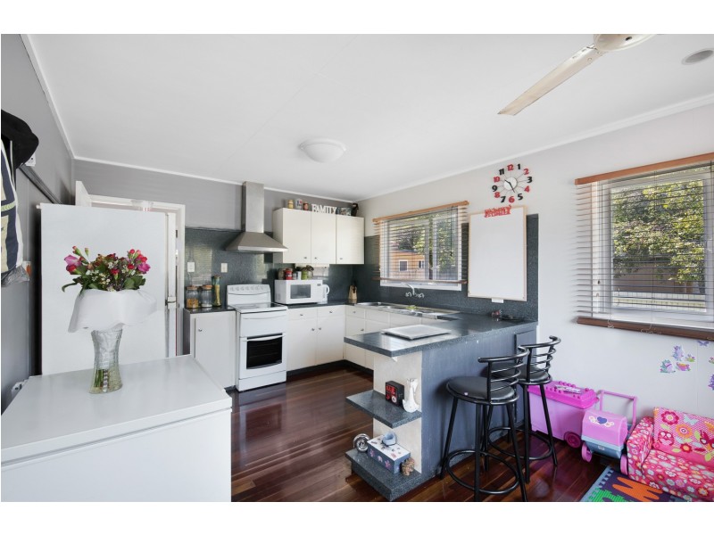 82 Sorrento Street, Margate QLD 4019