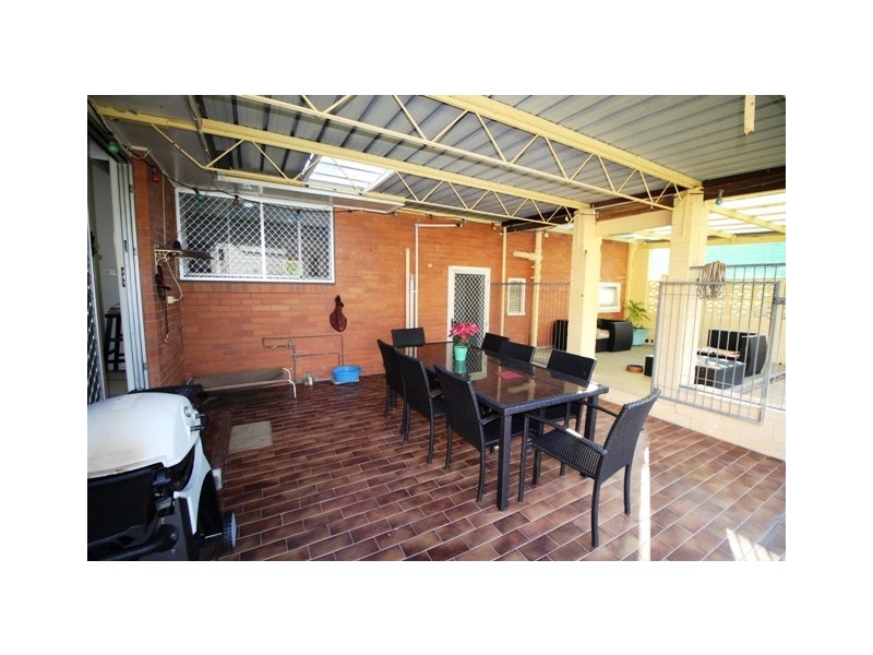 14 Brennan Road, Scarborough QLD 4020