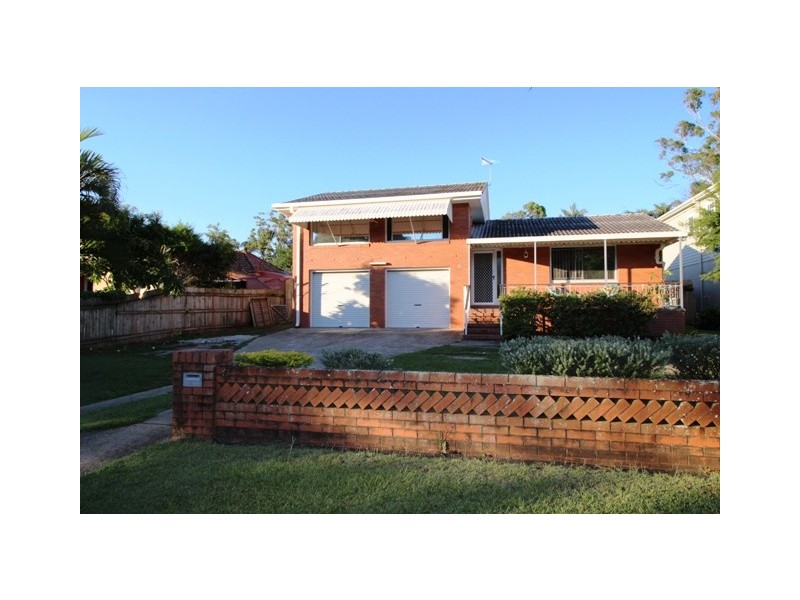 14 Brennan Road, Scarborough QLD 4020