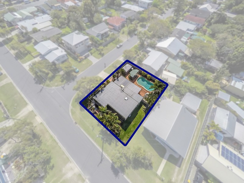 12 Redbank Road, Redcliffe QLD 4020