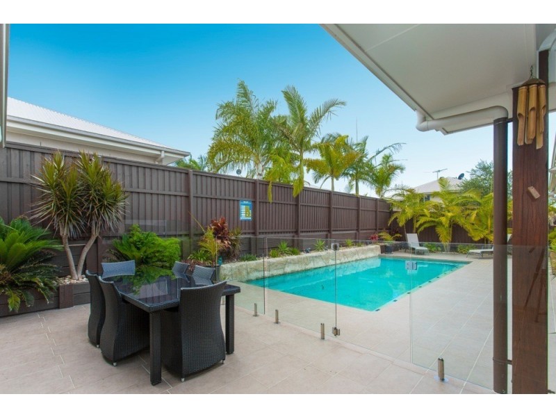 6 Mickelson Street, North Lakes QLD 4509