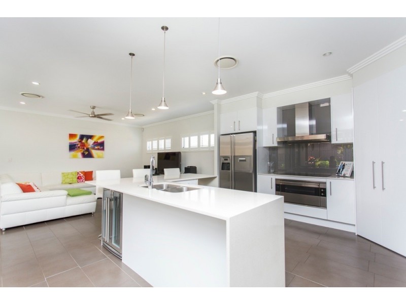 6 Mickelson Street, North Lakes QLD 4509