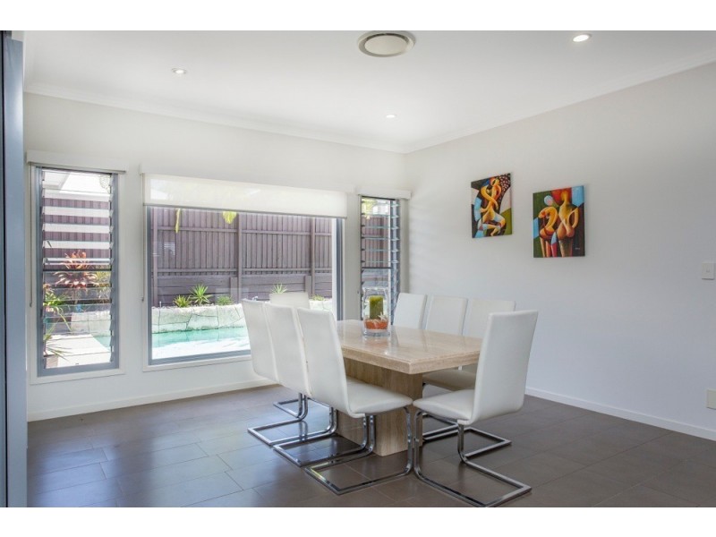 6 Mickelson Street, North Lakes QLD 4509