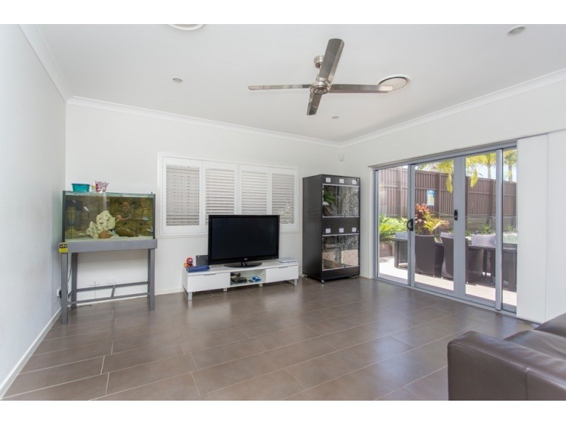 6 Mickelson Street, North Lakes QLD 4509