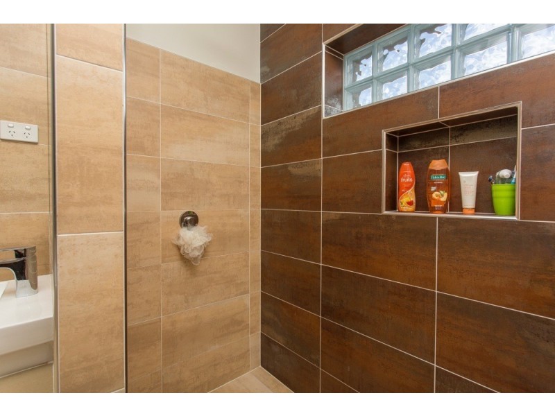 6 Mickelson Street, North Lakes QLD 4509