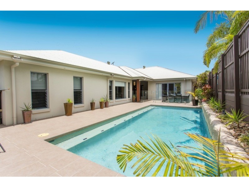 6 Mickelson Street, North Lakes QLD 4509