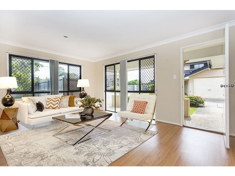 1/5-7 Bramble Street, Woody Point QLD 4019