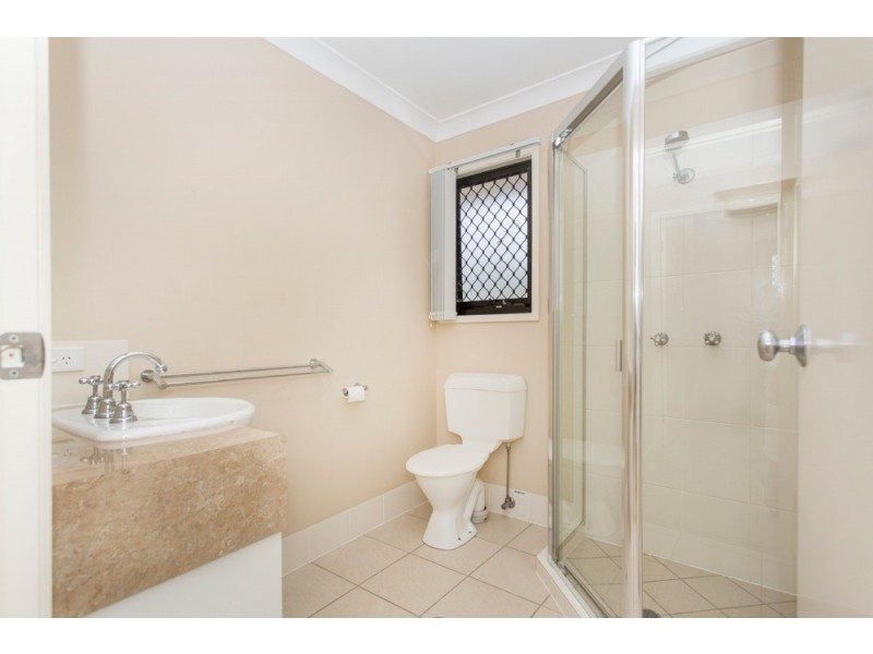 1/5-7 Bramble Street, Woody Point QLD 4019