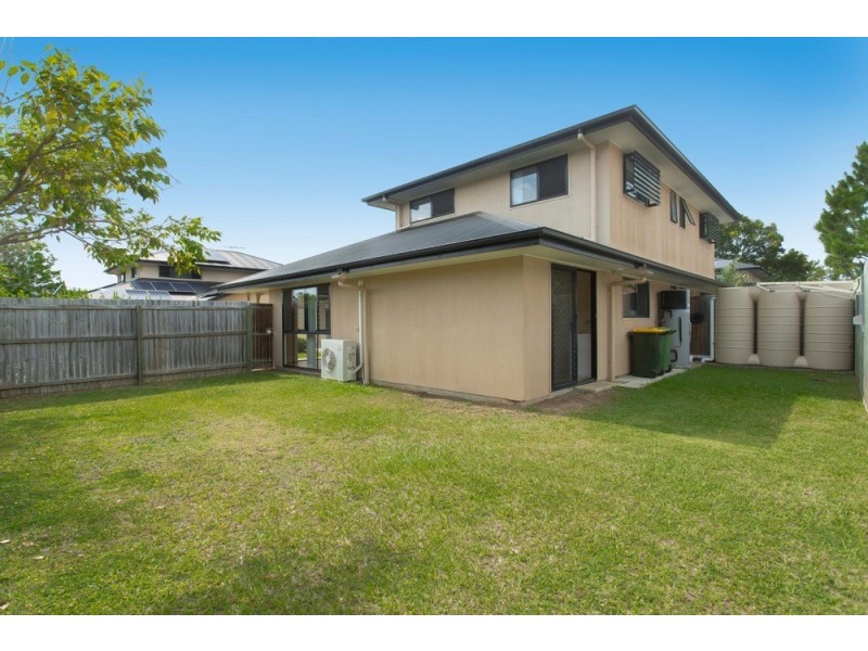 1/5-7 Bramble Street, Woody Point QLD 4019