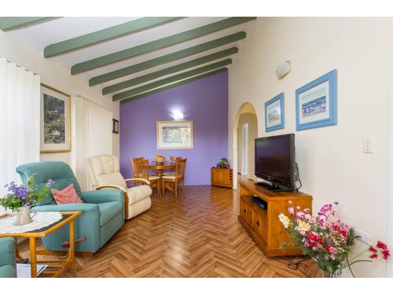 11 Sorrento Street, Margate QLD 4019